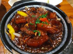 牛腩牛筋煲-大茴香越法料理(SOHO复兴店)