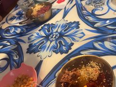 -川流不息·地道川菜·小龙虾(新松江路店)