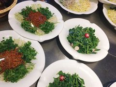 -老码头黑皮肘子锅包肉(赣水路店)