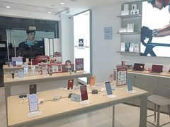 -荣耀授权专卖店(黄浦浙江中路店)
