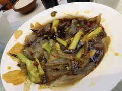-阿瓦山寨·湘菜现炒·剁椒鱼头王(咸阳总店)
