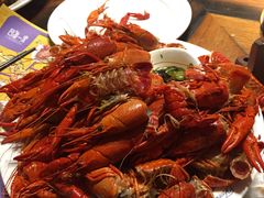 小龙虾壳-四海一家自助餐(益田假日广场店)