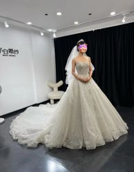 -予白婚纱礼服馆