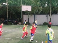 -飞梦少儿足球培训(塘桥校区)