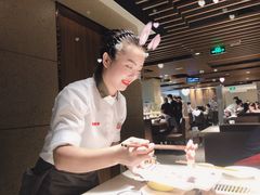 -海底捞火锅鲜切牛肉主题店(长寿路店)