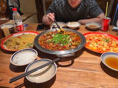 -泥糊破店小酒馆·团建聚餐(南京西路店)