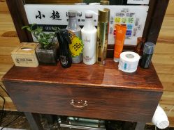 点击看大图 -MONE美发沙龙