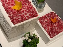 -左庭右院鲜牛肉火锅黑金店(陆家嘴中心店)