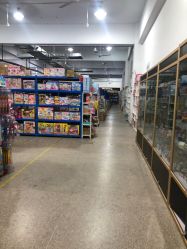 -逝水玩具折扣店