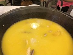 -鲜入围煮花胶鸡海鲜火锅