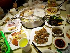 -蒙肥羊·酸汤潮牛·鲜牛肉火锅烤肉自助(岗顶店)