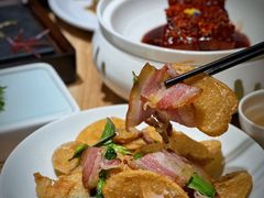 -嫩芽 ·地道重庆菜(十八梯露台夜景店)