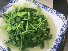 -七的湖·晚芳亭·阳澄湖农家菜·大闸蟹(莲花岛店)