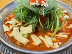 -喇喇排骨火锅·传统韩式脊骨汤(望京西园总店)
