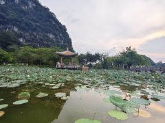 -星湖旅游景区七星岩