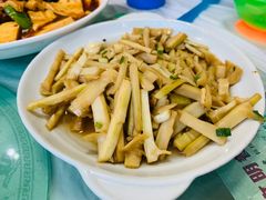 -天乐农家鱼头王(天目湖店)