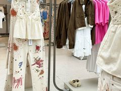 -URBAN REVIVO(七宝领展广场店)