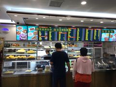 -聚德华天护国寺小吃(甜水园店)