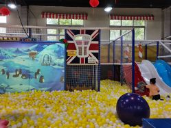 -开心哈乐亲子乐园(东森时尚百货店)