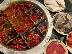 -洞亭火锅(防空洞总店)