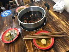 -咏勝锑锅麻辣烫(净居寺路总店)