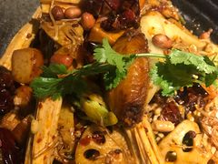 麻辣香锅-辣尚瘾·烤鱼·新川菜(交大直营店)
