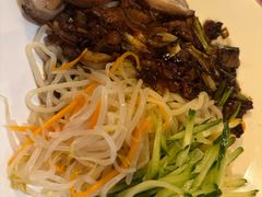 -鼓楼吃面·肉啃肉(南锣鼓巷店)