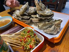 压锅生蚝-东北小板凳地摊烧烤(泰来街店)