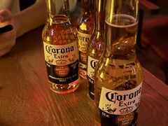 -FOUR PLAY BAR