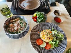 -岘港皇冠假日酒店