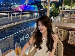 -MONICH牛排融合餐厅(和义大道购物中心店)