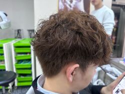-东梵造型·烫发染发接发连锁SALON