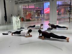 -Jumphai室内蹦极运动