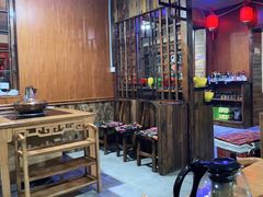 大堂-果松木炭酸菜铜火锅·外婆参鸡汤