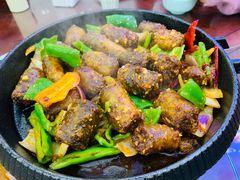 -撒拉人家.酸菜牦牛肉火锅