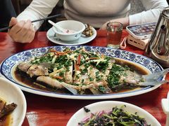 -芦茨金富饭庄·25年老字号·专做稻草鸡