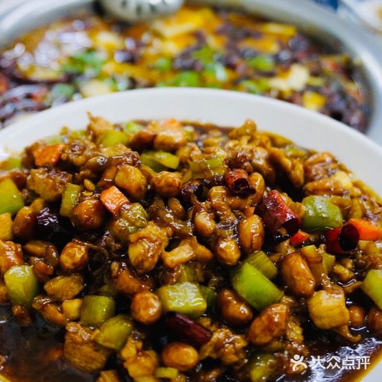 四川味江园(沿河路店)