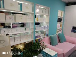 -斐尔国际皮肤管理中心