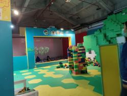 -恐龙探索乐园(磁器口店)