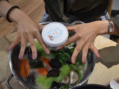 张牙舞爪的螃蟹-北大家园食堂