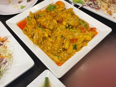 -J Daeng Seafood