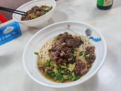 -阿阳牛腩腌面店