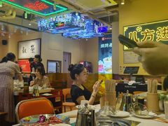 -荣叔港式沙嗲牛肉火锅(正佳潮流店)