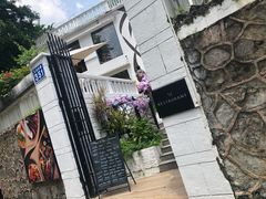 -Mark&Mars Restaurant