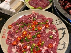 -茅草房·河畔园林火锅