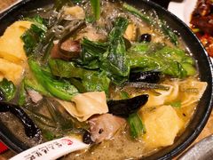 能喝汤的麻辣烫-金太阳海鲜烧烤·本地人餐厅(东纬路旗舰店)