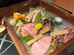 -山川小町·极番烧肉(新地假日广场店)
