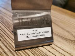 餐具摆设-Vanilla Specialty Coffee(八大关店)