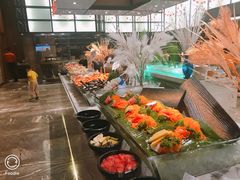 -飨食汇全日制餐厅·昆山皇冠假日酒店(九方店)