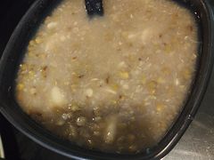 百合绿豆沙-李记糖水茶餐厅(华侨城店)